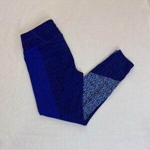 Athleta Women’s Leggings in Blue and Black Pattern